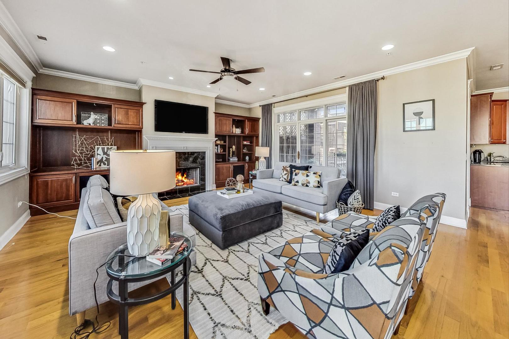 1453 West Irving Park Road, Unit 302 Chicago, IL 60613 - Photo 4 of 22 Gallery Image 4