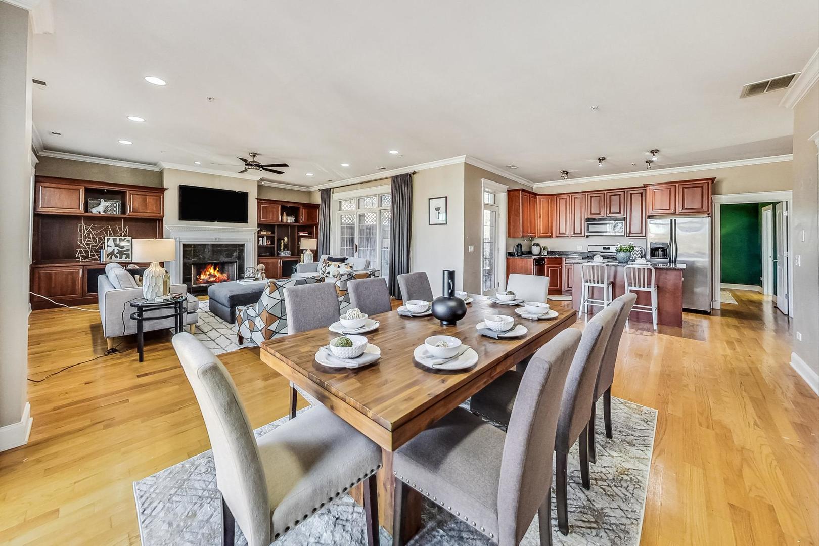 1453 West Irving Park Road, Unit 302 Chicago, IL 60613 - Photo 6 of 22 Gallery Image 6