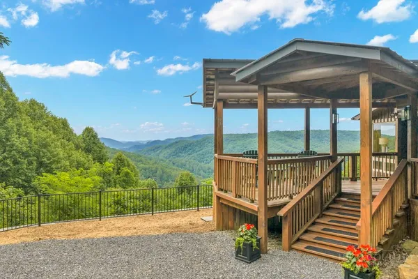 $549,000 | 118 Paisley View, Lenoir, NC 28645