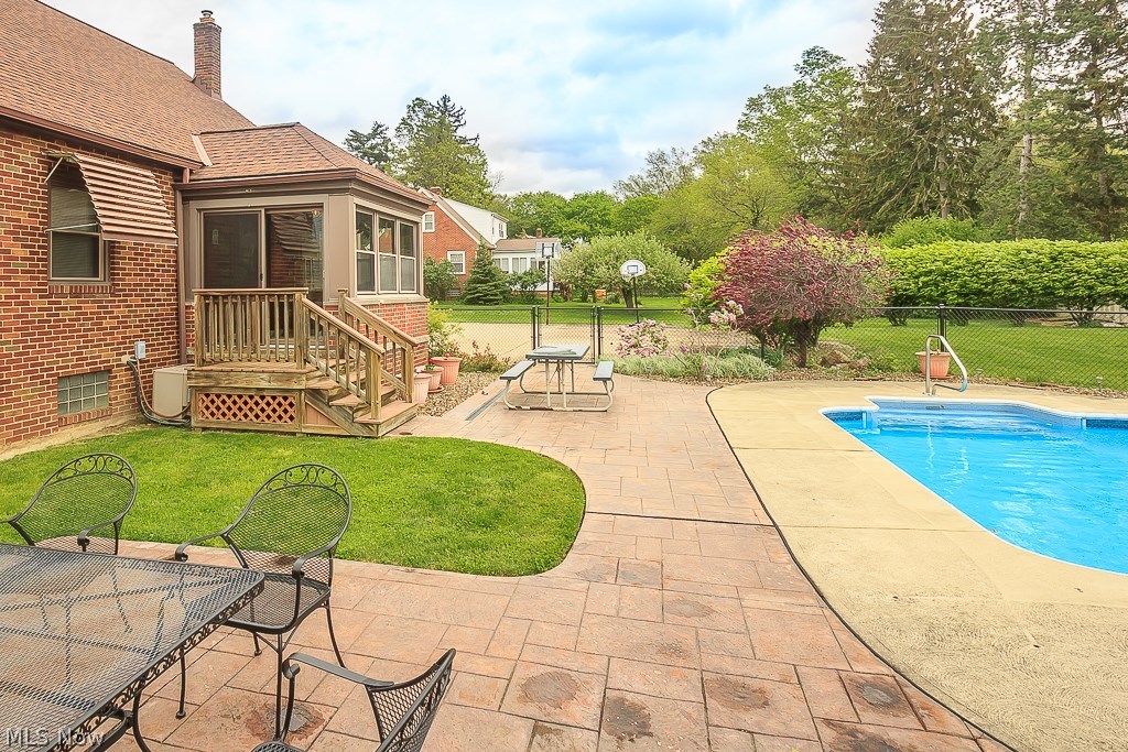 30446 Ridge Road Wickliffe, OH 44092 - Photo 19 of 28 Gallery Image 19