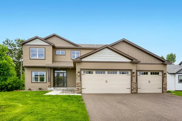 $530,000 | 1030 Bellaire Boulevard Northwest, Isanti, MN 55040