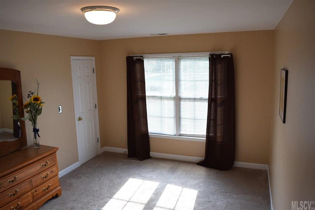 1192 James Farm Road Hickory, NC 28602 - Photo 12 of 25 Gallery Image 12