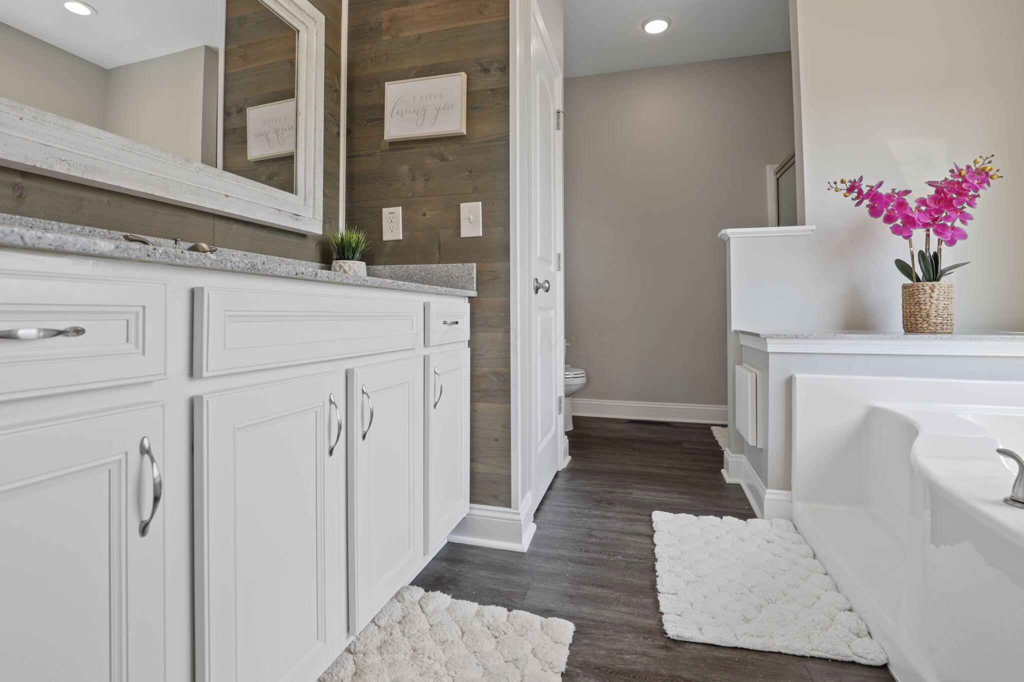9559 Walnut Dowler Road Logan, OH 43138 - Photo 27 of 69 Master Bath