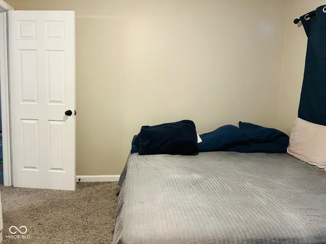 $160,000 | 1121 North Belleview Place, Indianapolis, IN 46222