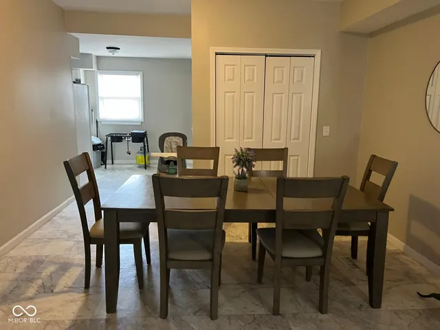 $160,000 | 1121 North Belleview Place, Indianapolis, IN 46222