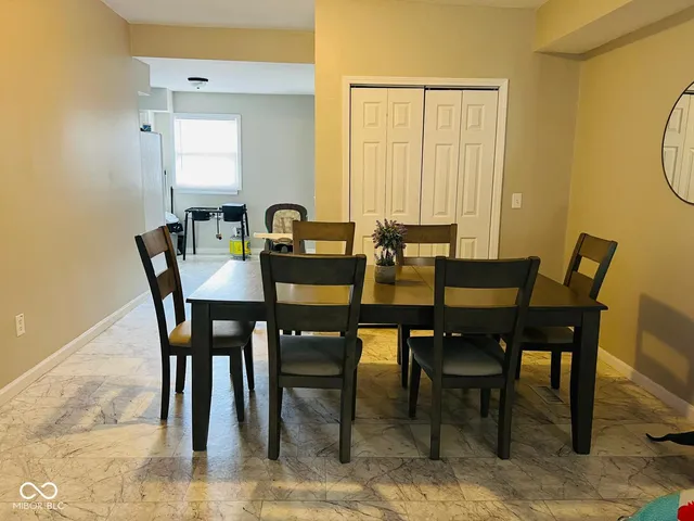 $160,000 | 1121 North Belleview Place, Indianapolis, IN 46222