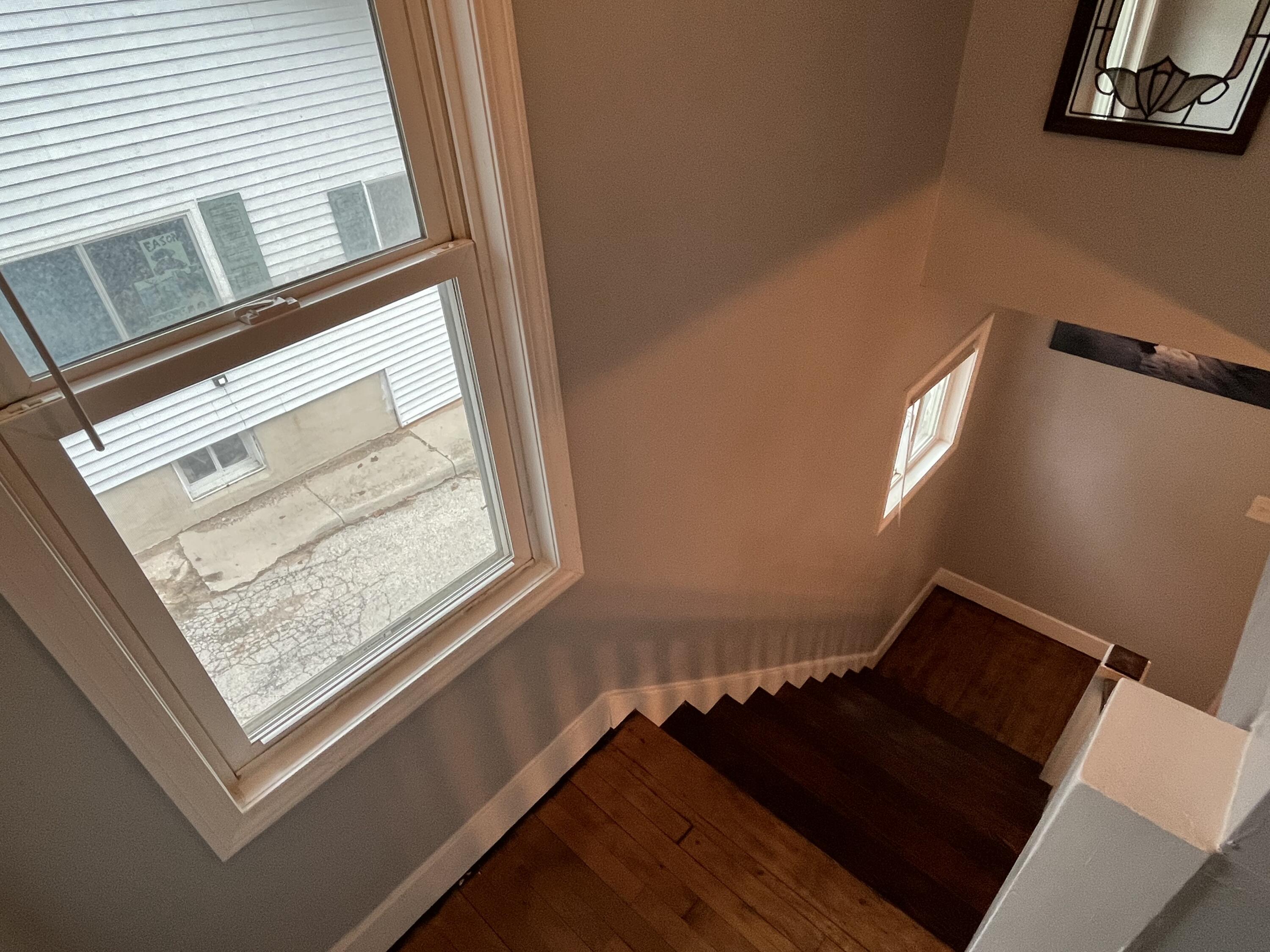 924 North 8th Street Manitowoc, WI 54220 - Photo 19 of 32 Staircase