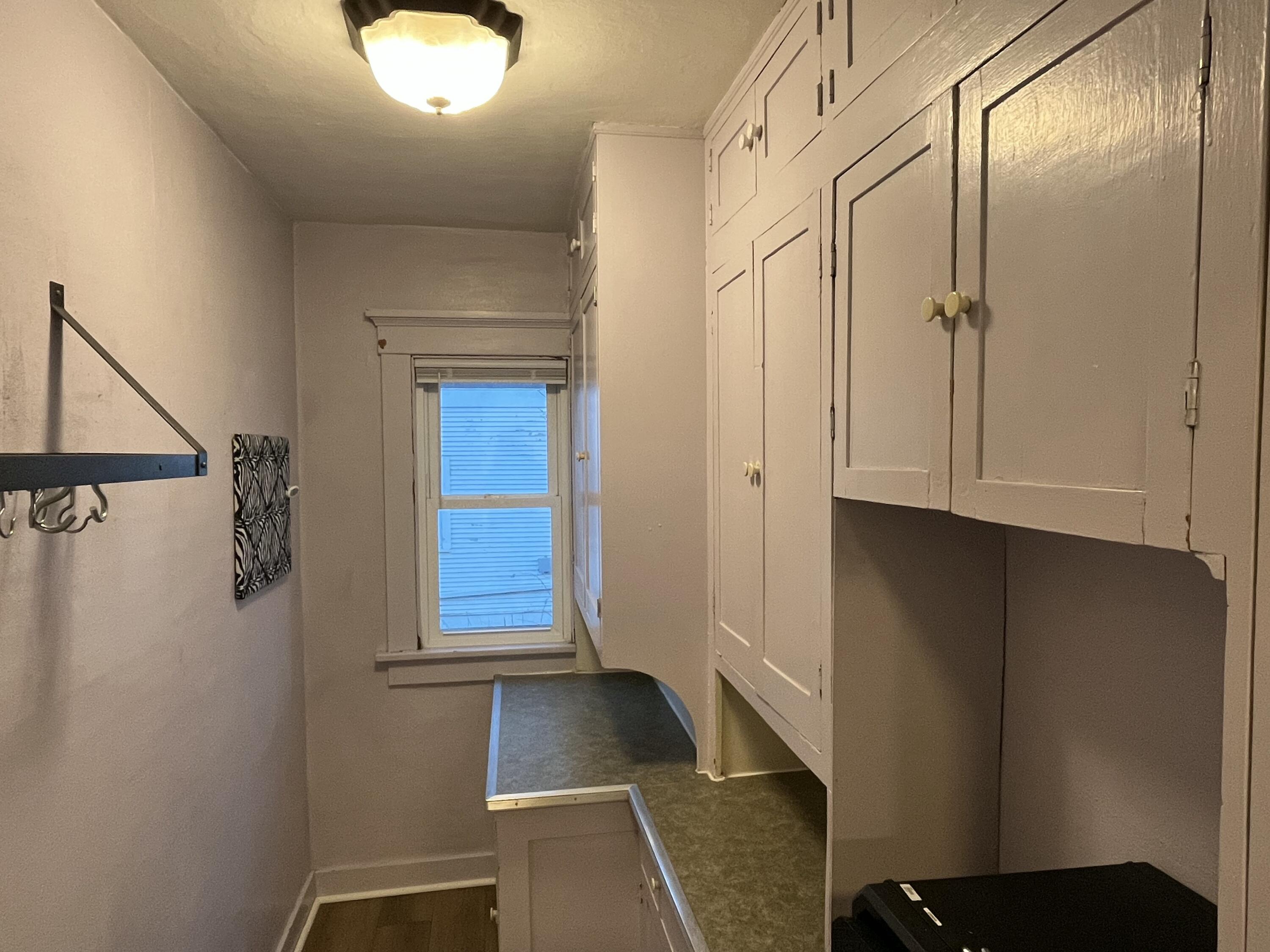 924 North 8th Street Manitowoc, WI 54220 - Photo 10 of 32 Pantry