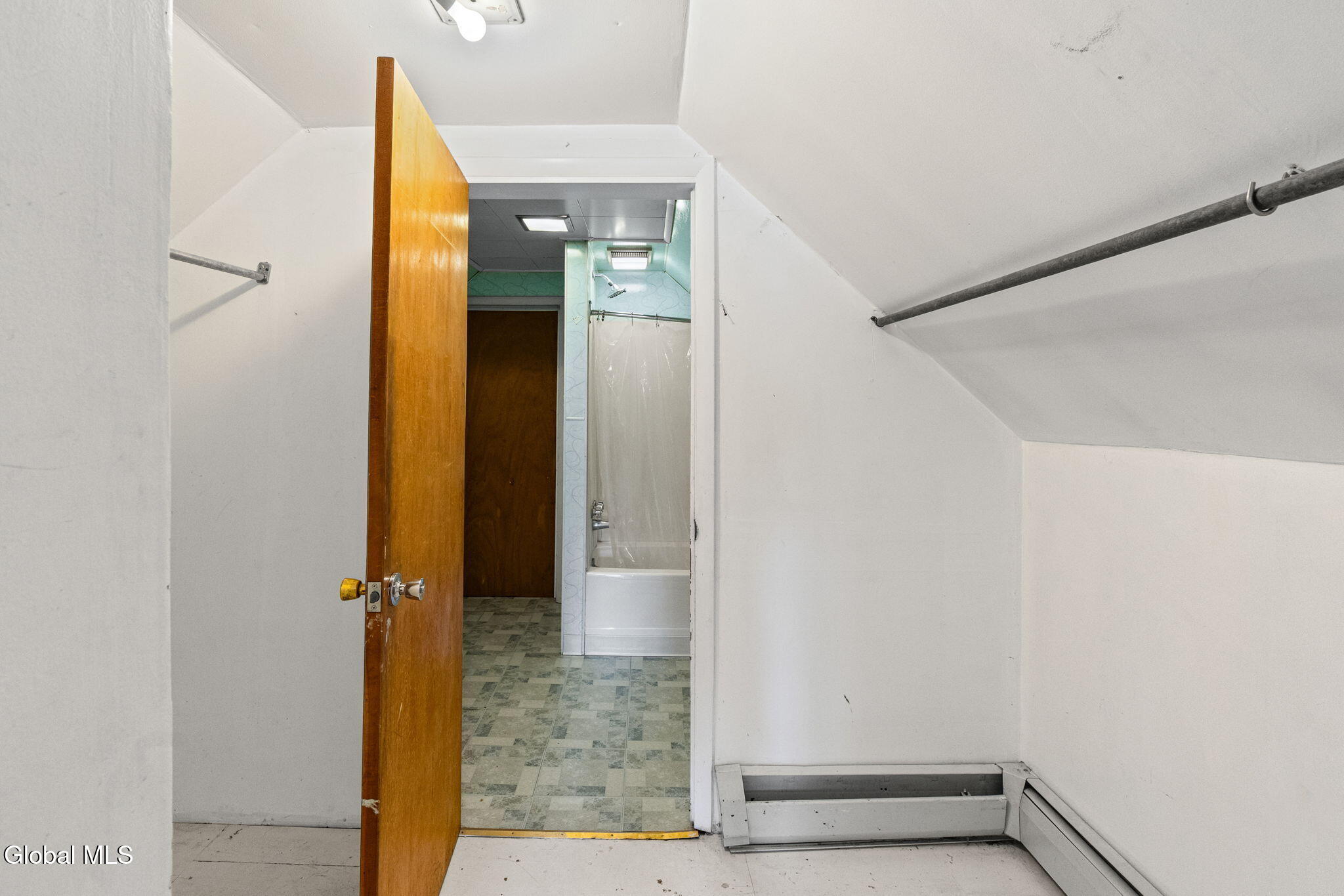 246 East Campbell Road Rotterdam, NY 12303 - Photo 27 of 39 17-web-or-mls-246-e-campbell-rd