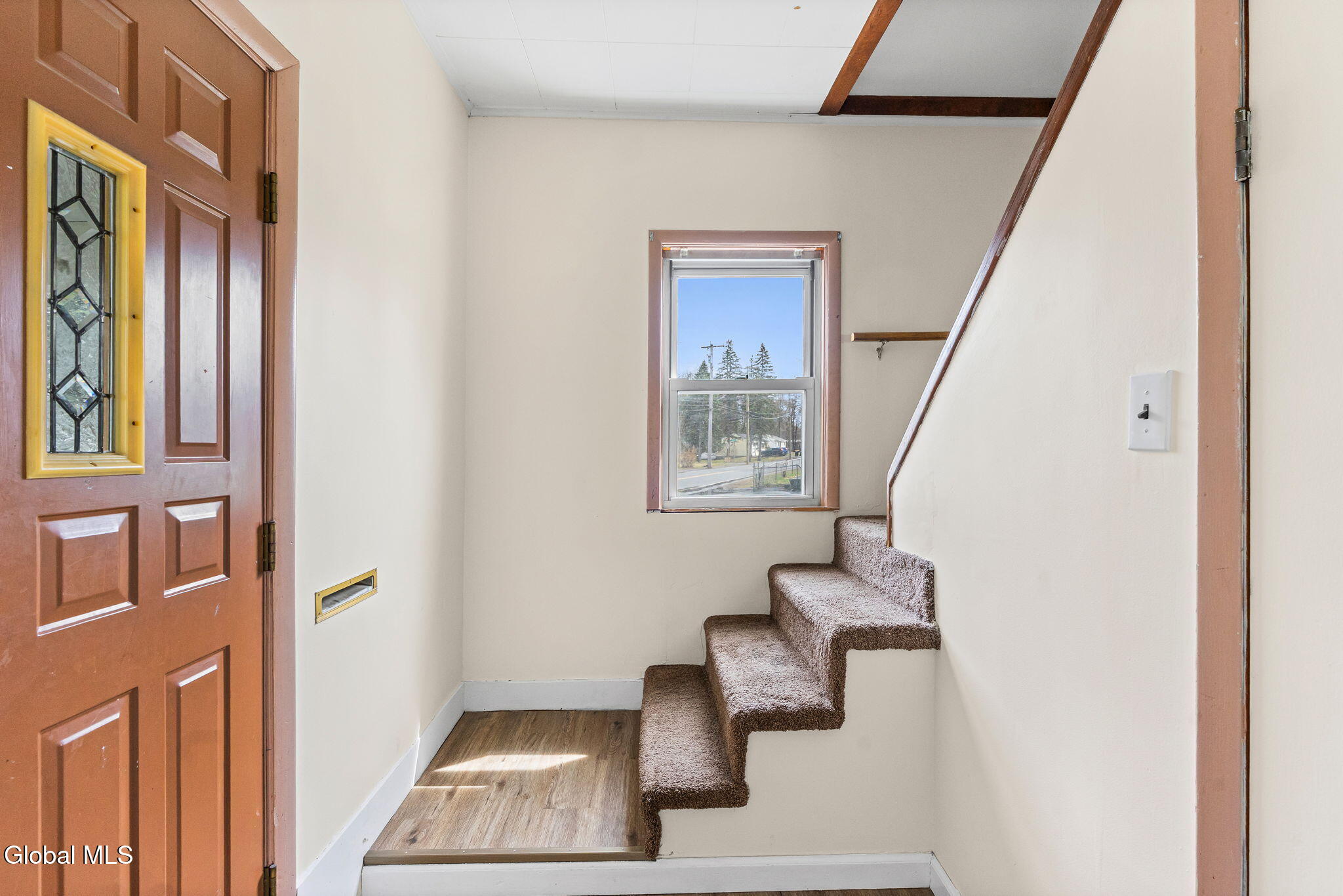 246 East Campbell Road Rotterdam, NY 12303 - Photo 3 of 39 13-web-or-mls-246-e-campbell-rd