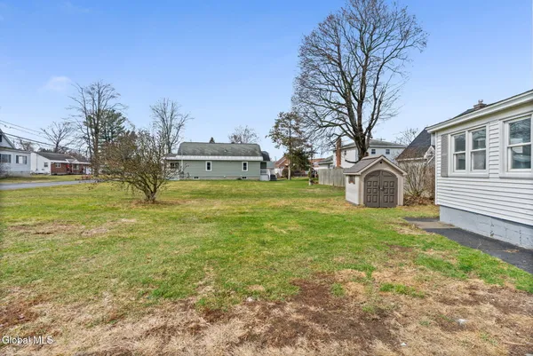 $269,900 | 246 East Campbell Road, Rotterdam, NY 12303