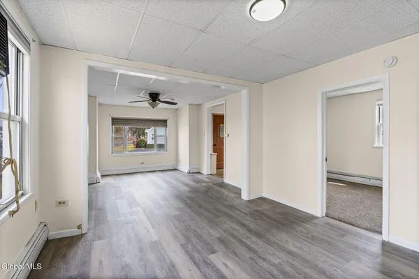 $269,900 | 246 East Campbell Road, Rotterdam, NY 12303