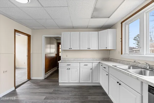 $269,900 | 246 East Campbell Road, Rotterdam, NY 12303