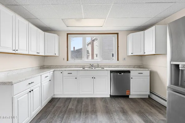 $269,900 | 246 East Campbell Road, Rotterdam, NY 12303