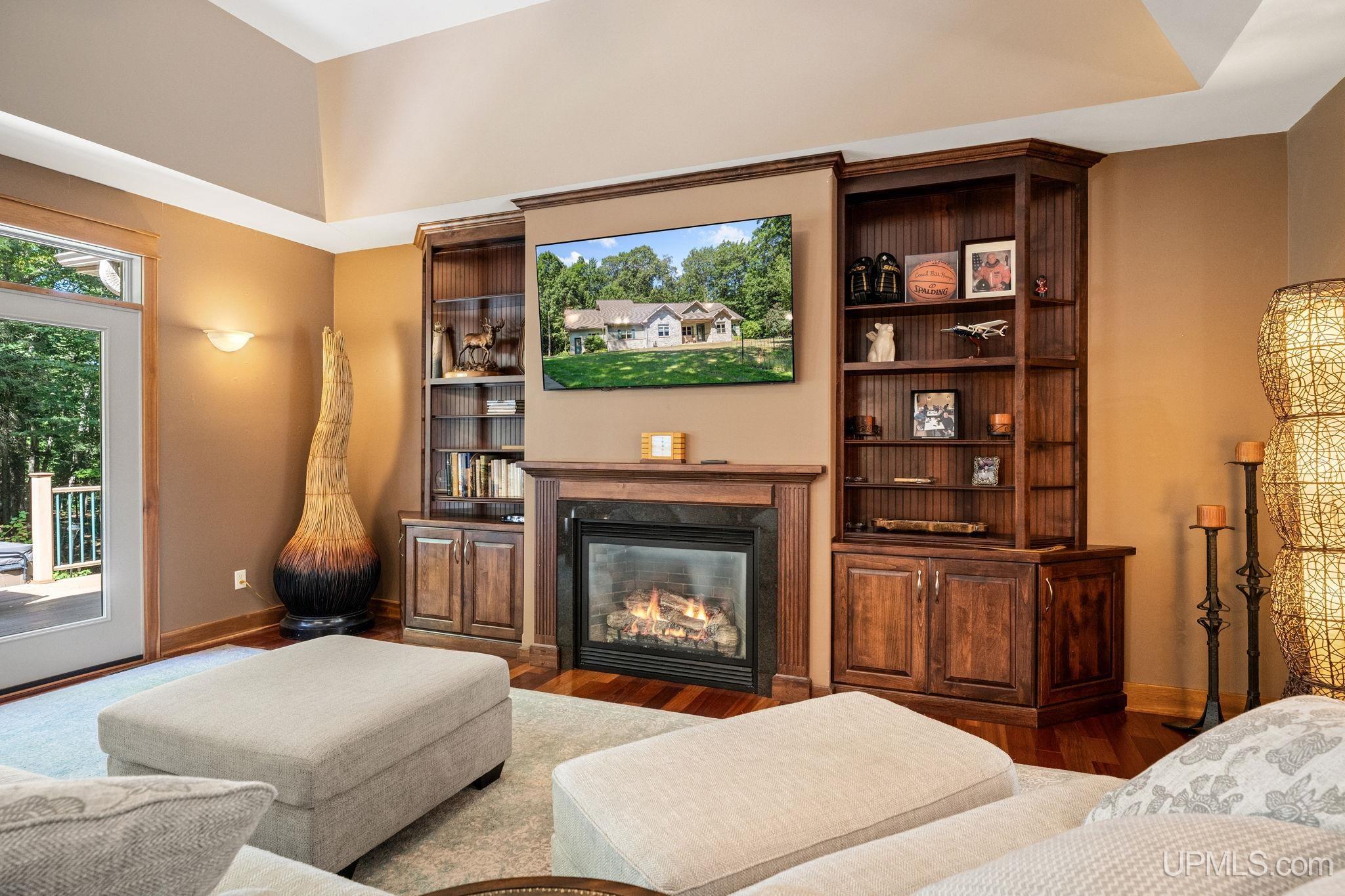 220 Chapel Ridge Road Marquette, MI 49855 - Photo 3 of 44 Gallery Image 3
