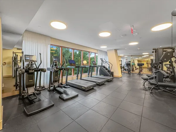 $20,500 | 2678 Tigertail Avenue, Unit 301, Miami, FL 33133
