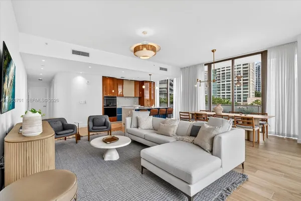 $20,500 | 2678 Tigertail Avenue, Unit 301, Miami, FL 33133