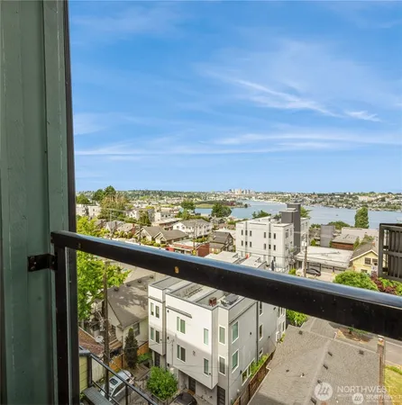 $2,300 | 655 Crockett Street, Unit A405, Seattle, WA 98109