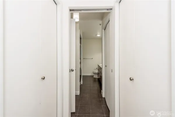 $2,300 | 655 Crockett Street, Unit A405, Seattle, WA 98109