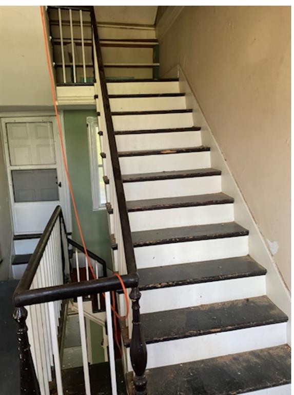 695 Main Street Addison, PA 15411 - Photo 4 of 11 a view of entryway
