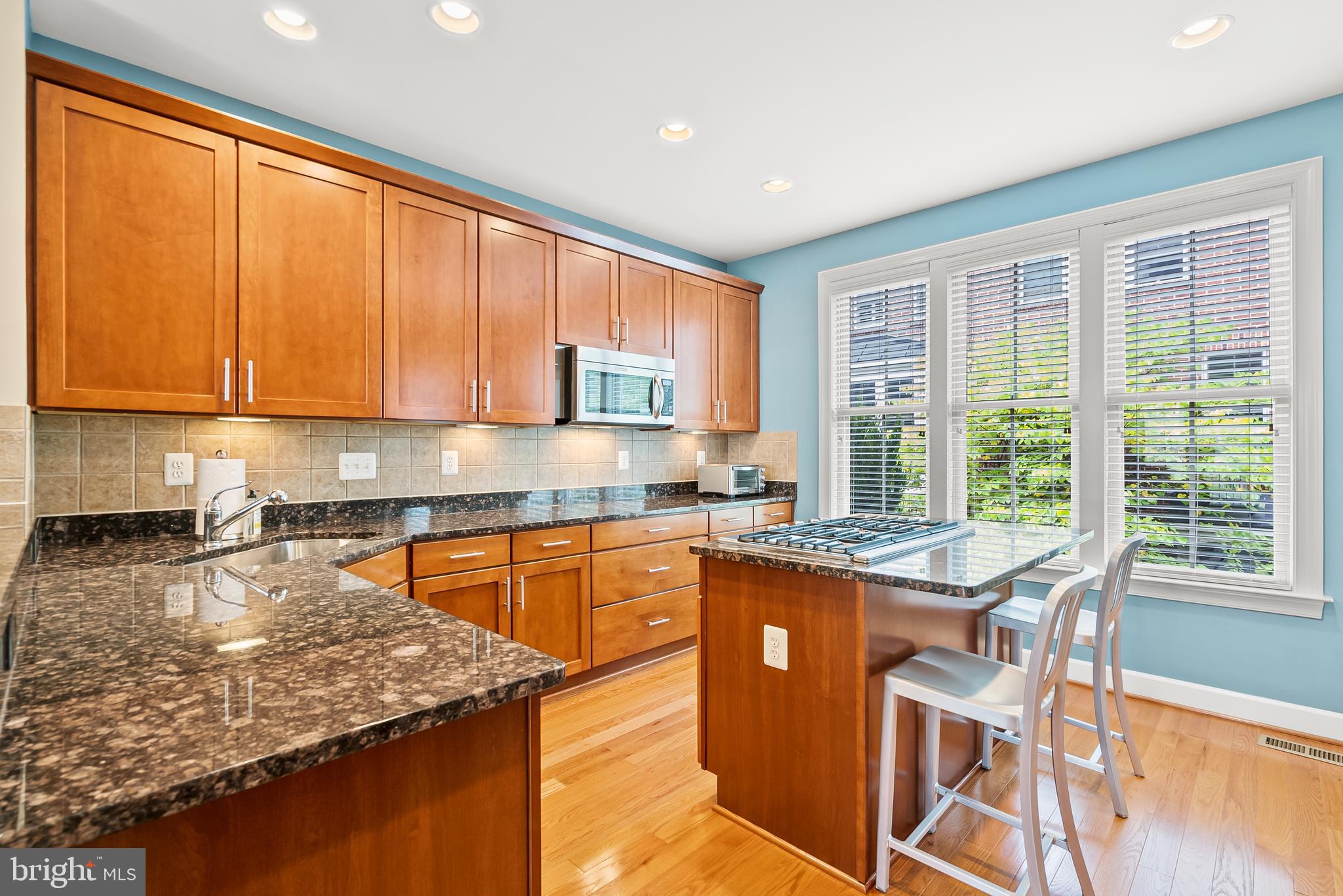 3409 Kemper Road Arlington, VA 22206 - Photo 14 of 58 Granite Countertops.