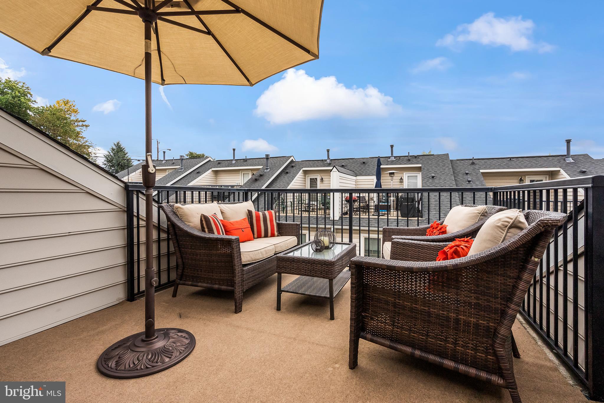3409 Kemper Road Arlington, VA 22206 - Photo 36 of 58 Great spacious outdoor space.