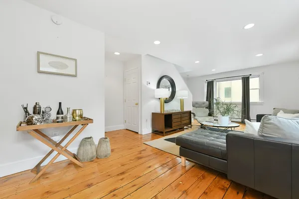 $6,800 | 93 Dresser Street, Unit 1, Boston, MA 02127
