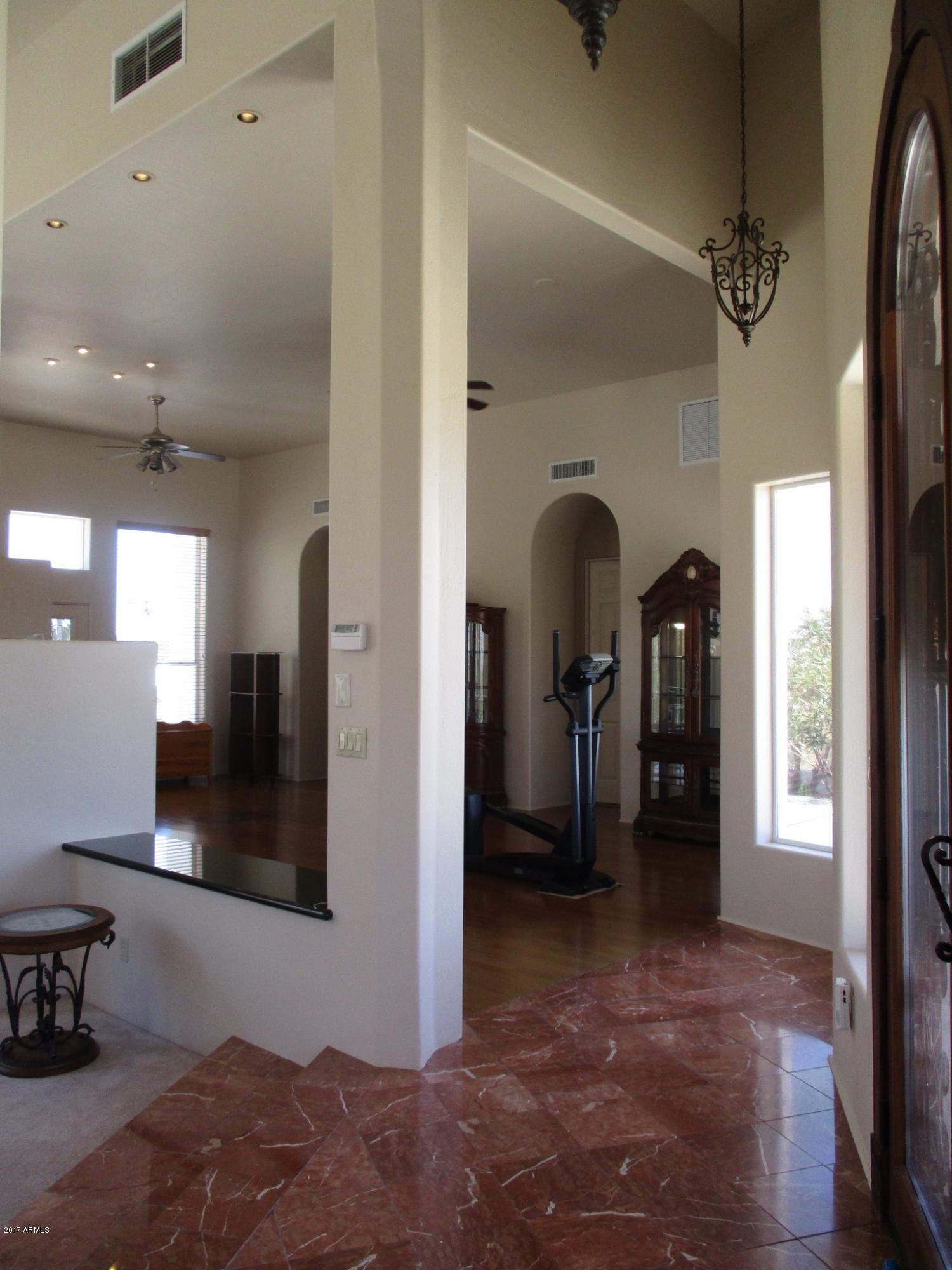 2561 North Prospectors Road Apache Junction, AZ 85119 - Photo 29 of 67 1