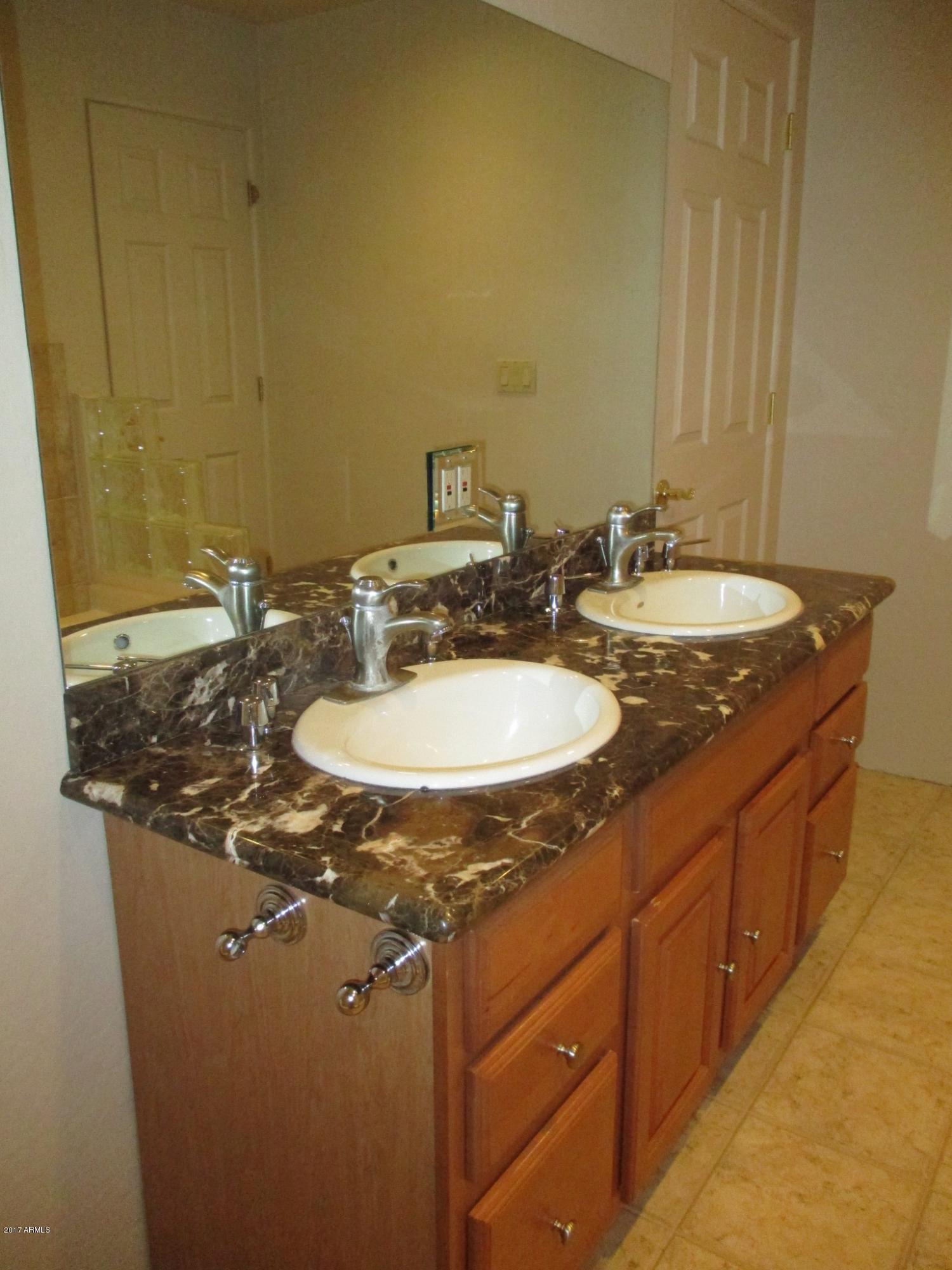 2561 North Prospectors Road Apache Junction, AZ 85119 - Photo 50 of 67 IMG_1137