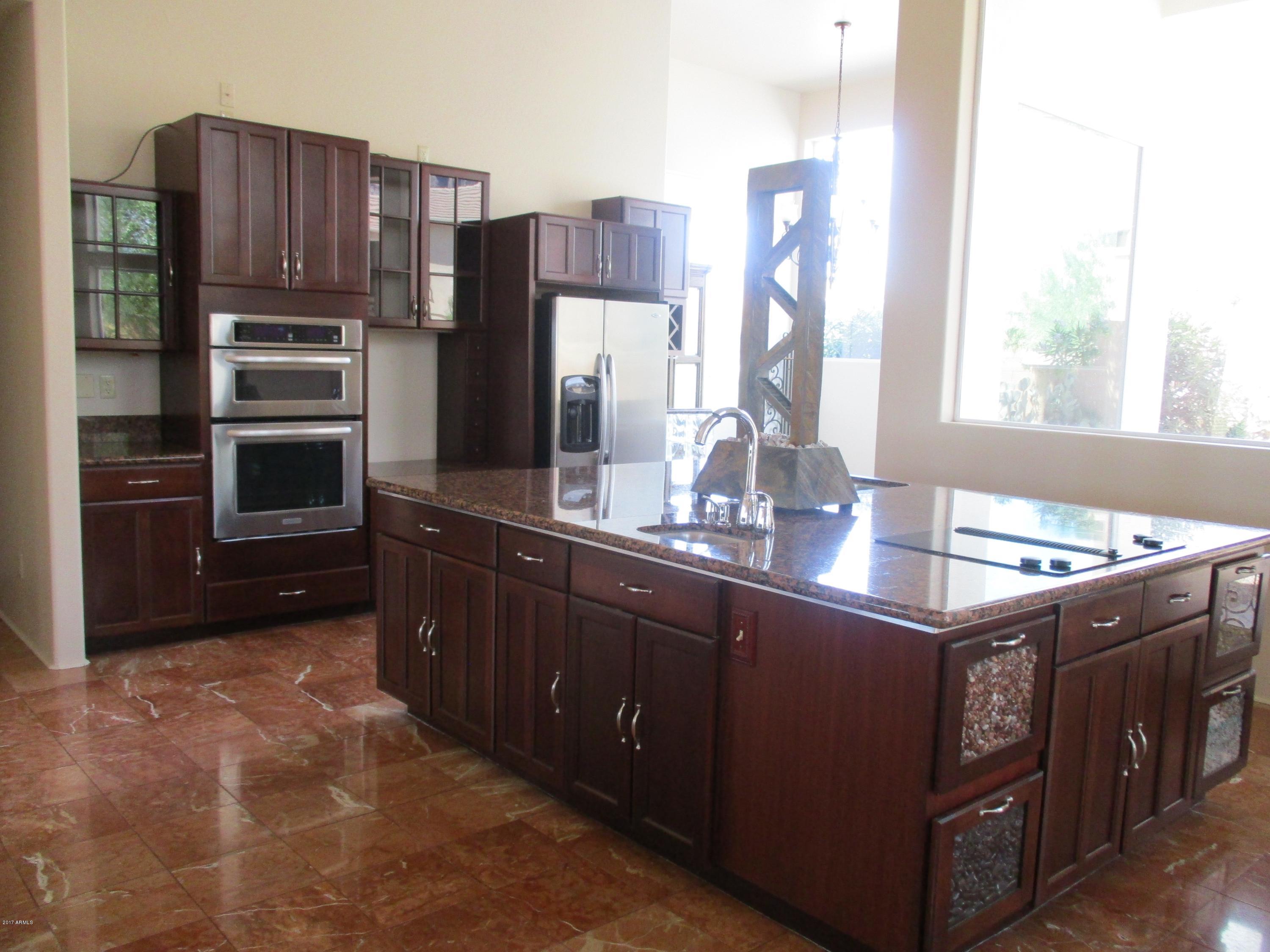 2561 North Prospectors Road Apache Junction, AZ 85119 - Photo 5 of 67 K