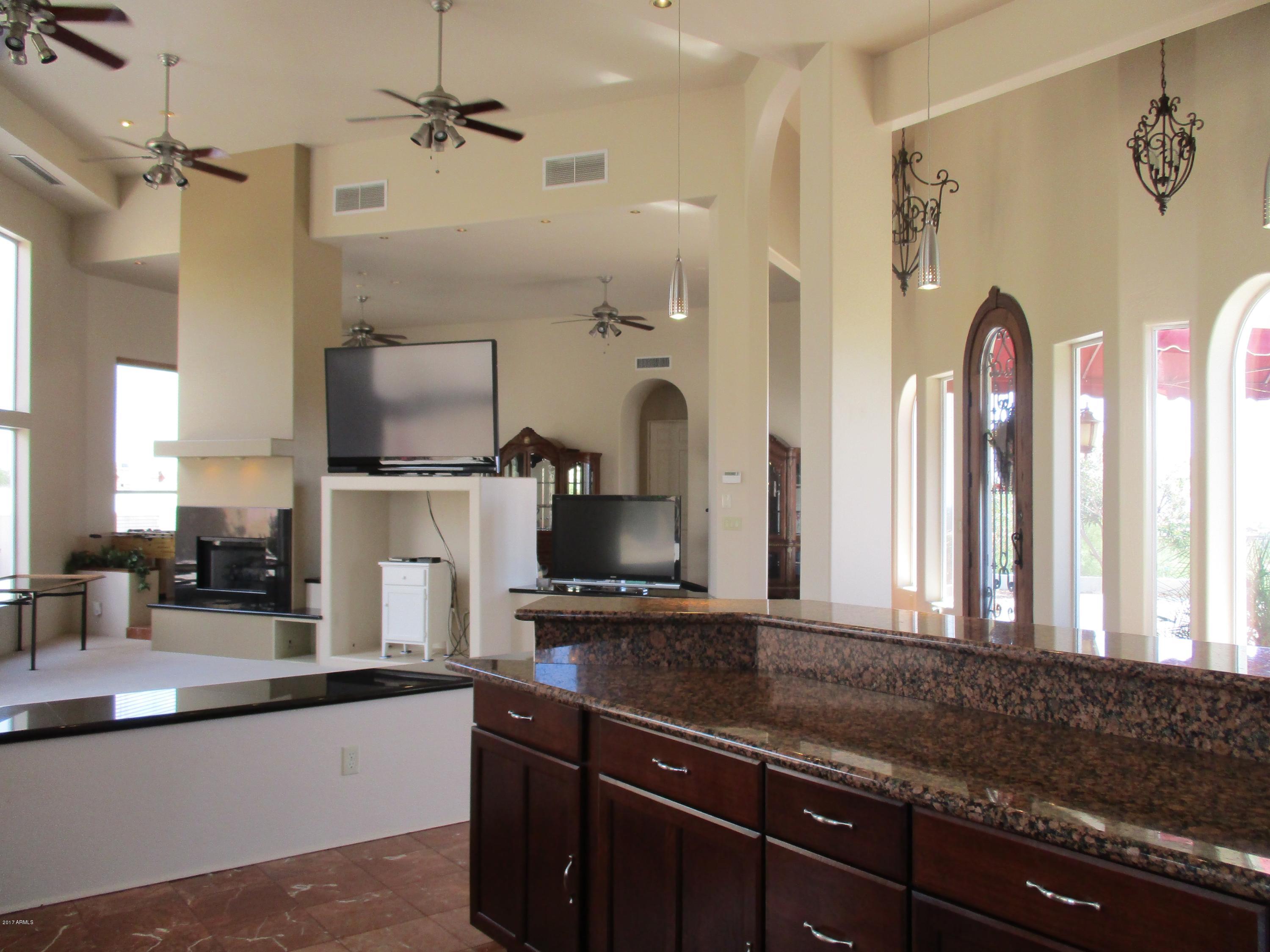 2561 North Prospectors Road Apache Junction, AZ 85119 - Photo 63 of 67 S