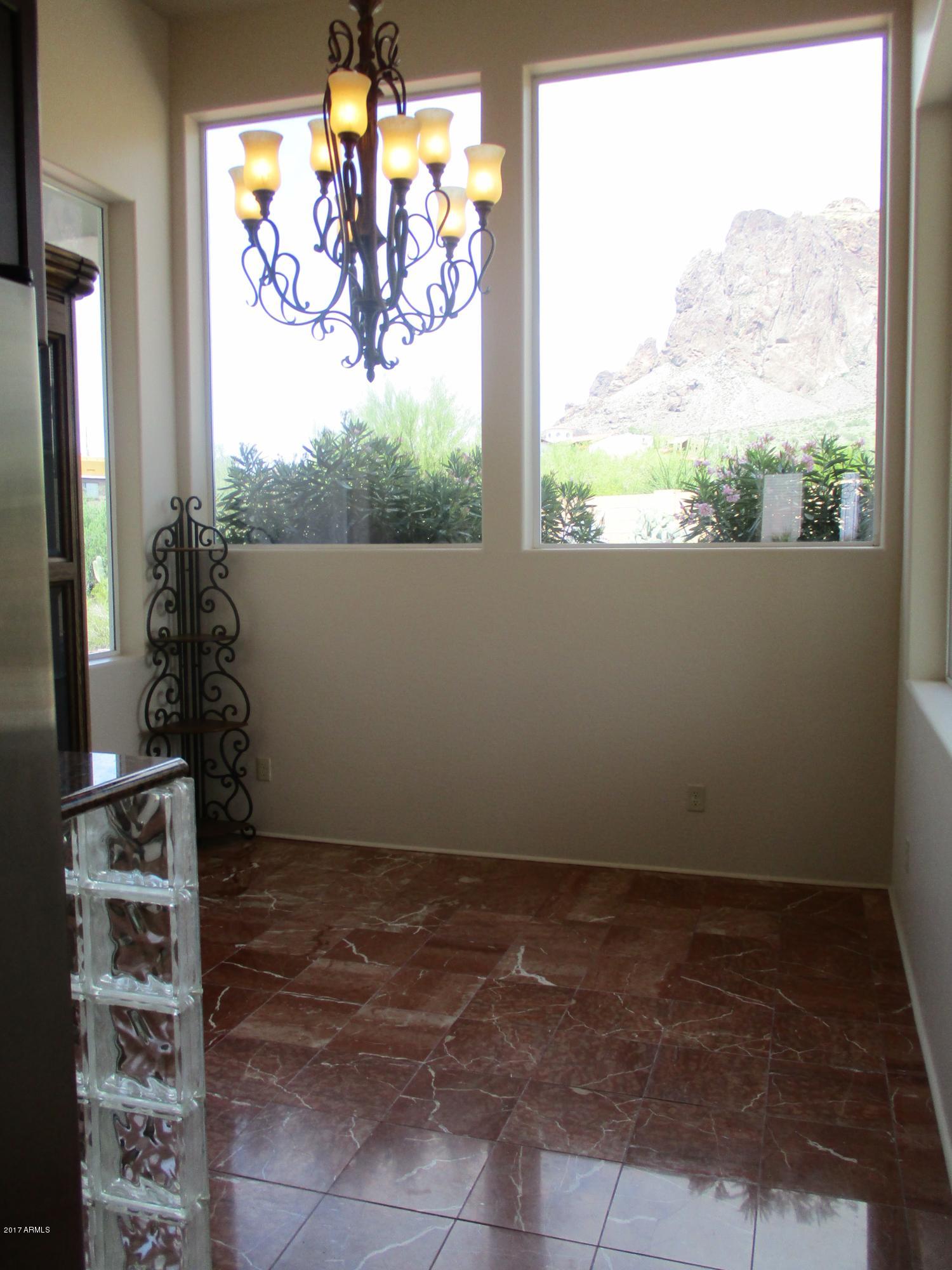 2561 North Prospectors Road Apache Junction, AZ 85119 - Photo 7 of 67 M