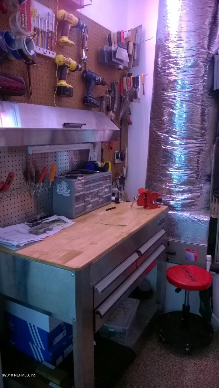 7880 Hunters Grove Road Jacksonville, FL 32256 - Photo 17 of 27 Workbench