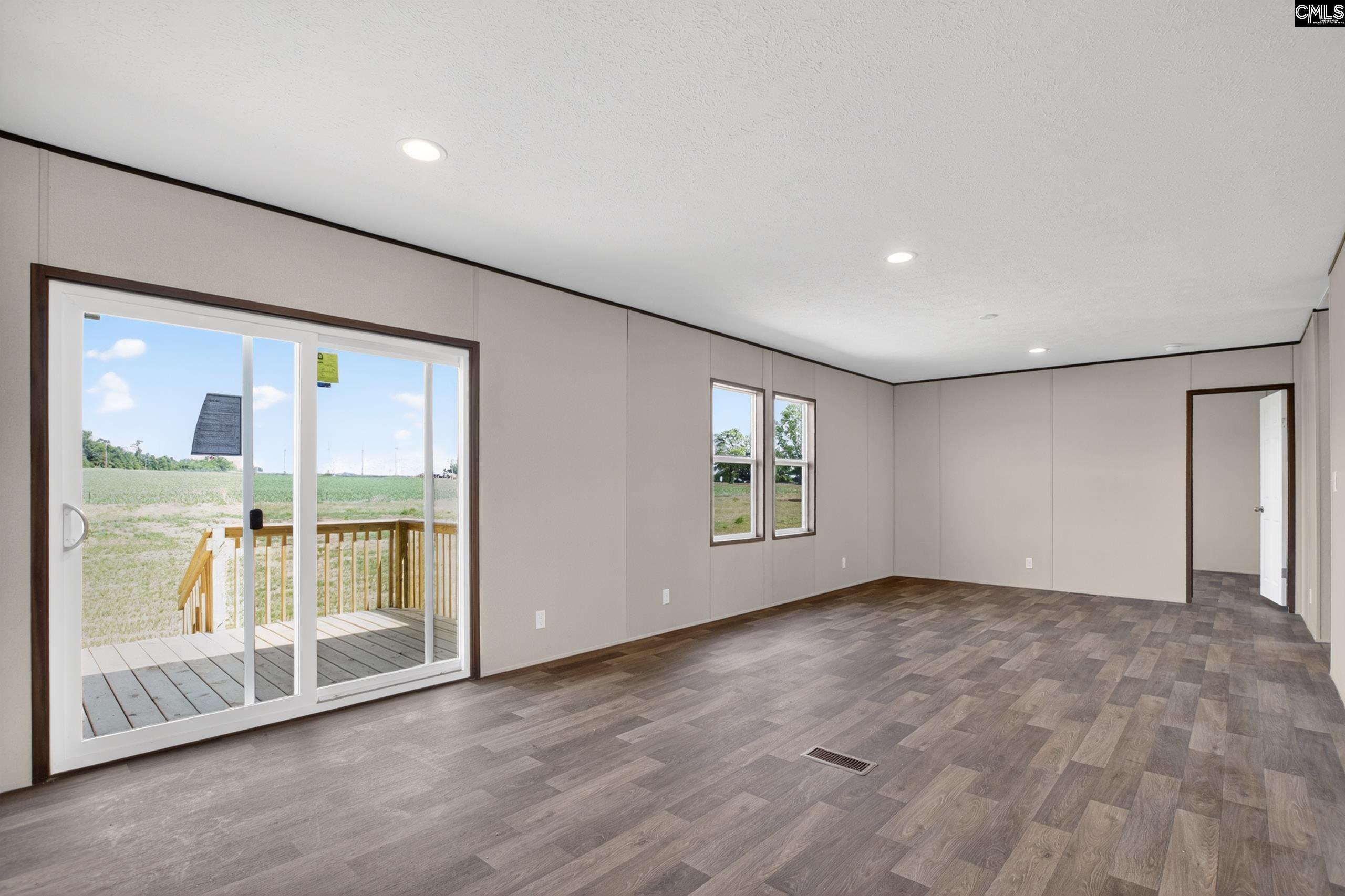 26 F R Huff Drive St. Matthews, SC 29135 - Photo 11 of 34
