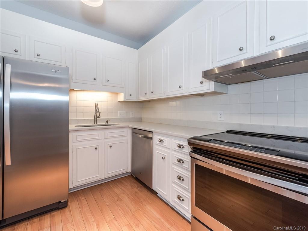 1014 Queens Road, Unit B Charlotte, NC 28207 - Photo 12 of 33 Gallery Image 12