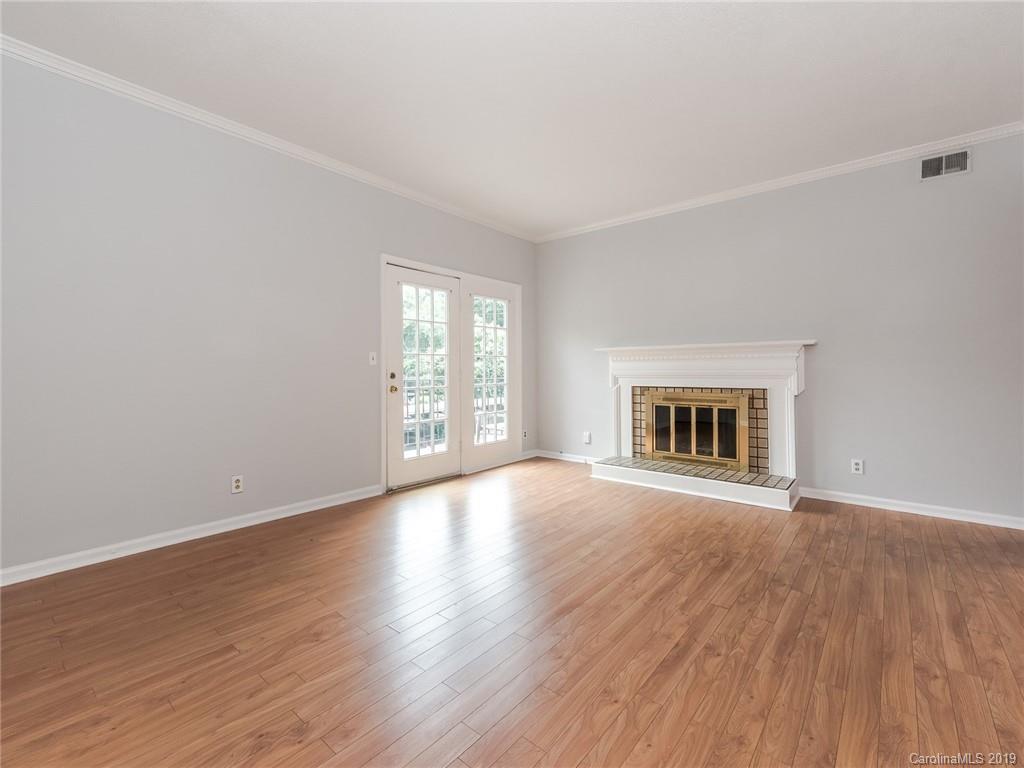 1014 Queens Road, Unit B Charlotte, NC 28207 - Photo 16 of 33 Gallery Image 16