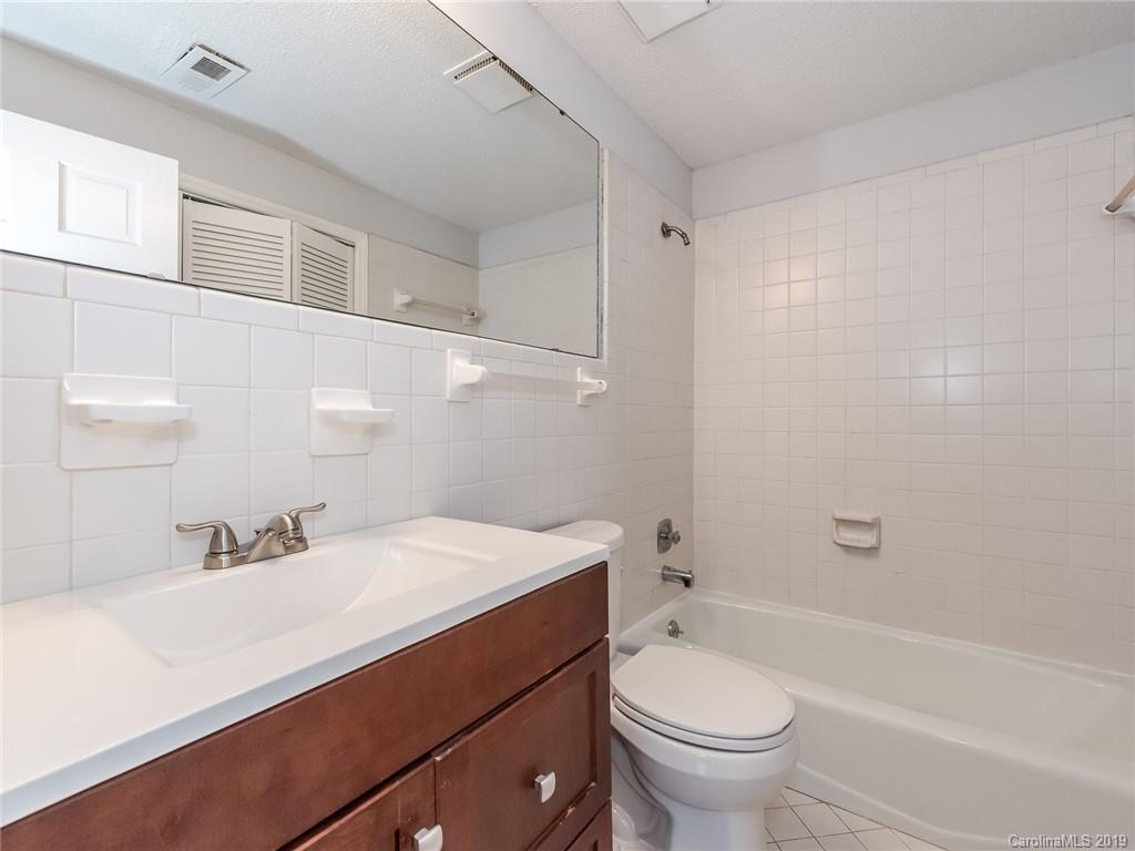 1014 Queens Road, Unit B Charlotte, NC 28207 - Photo 19 of 33 Gallery Image 19