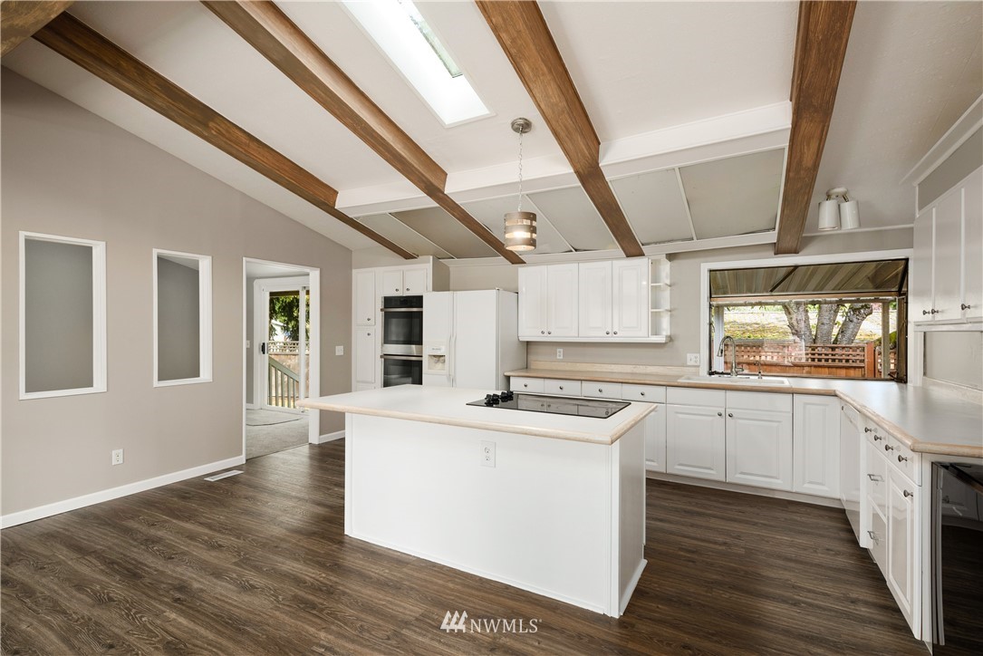 12805 Northeast 199th Street Bothell, WA 98011 - Photo 11 of 24 Gallery Image 11