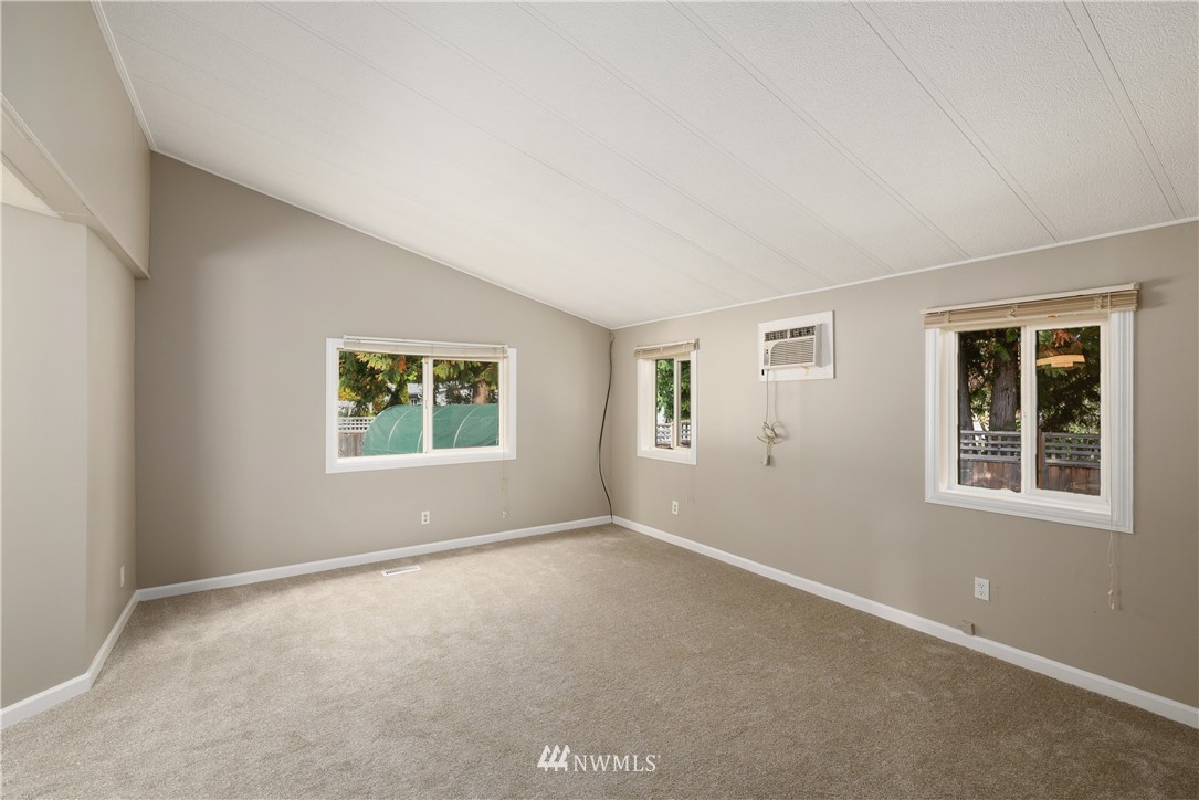 12805 Northeast 199th Street Bothell, WA 98011 - Photo 15 of 24 Gallery Image 15