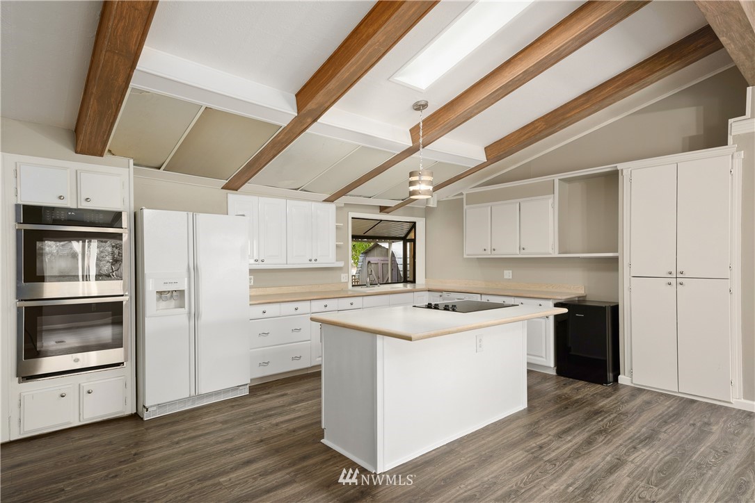 12805 Northeast 199th Street Bothell, WA 98011 - Photo 9 of 24 Gallery Image 9