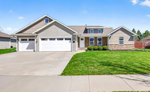 $417,000 | 4102 East Braeburn Drive, Appleton, WI 54913