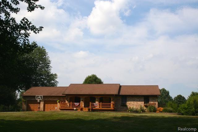 8262 West Rolston Road Linden, MI 48451 - Photo 1 of 41