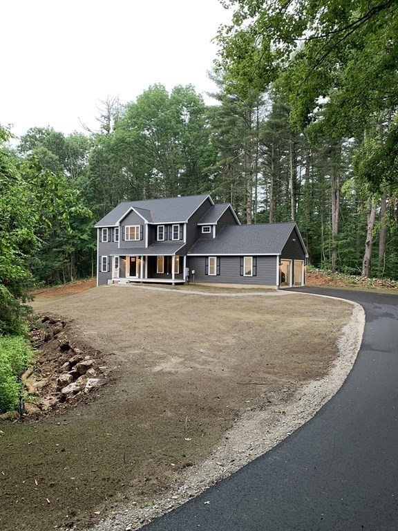 217 Brookfield Road Sturbridge, MA 01518 - Photo 1 of 12