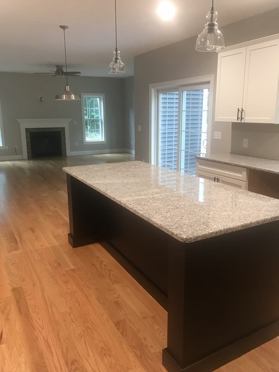 217 Brookfield Road Sturbridge, MA 01518 - Photo 4 of 12