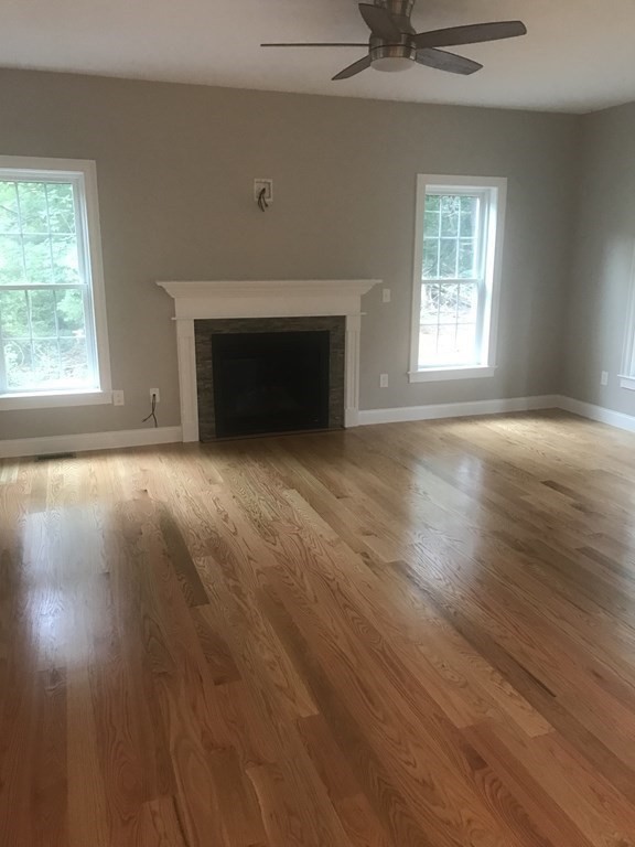217 Brookfield Road Sturbridge, MA 01518 - Photo 6 of 12