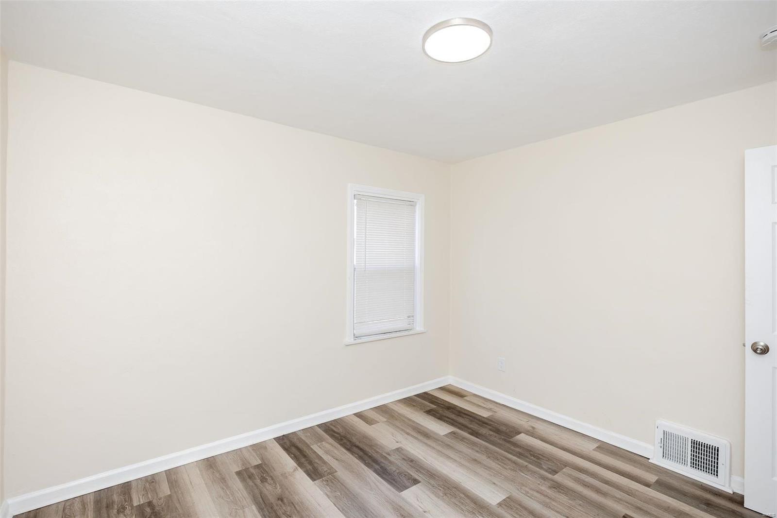 8043 Airport Road St. Louis, MO 63134 - Photo 17 of 40 Gallery Image 17