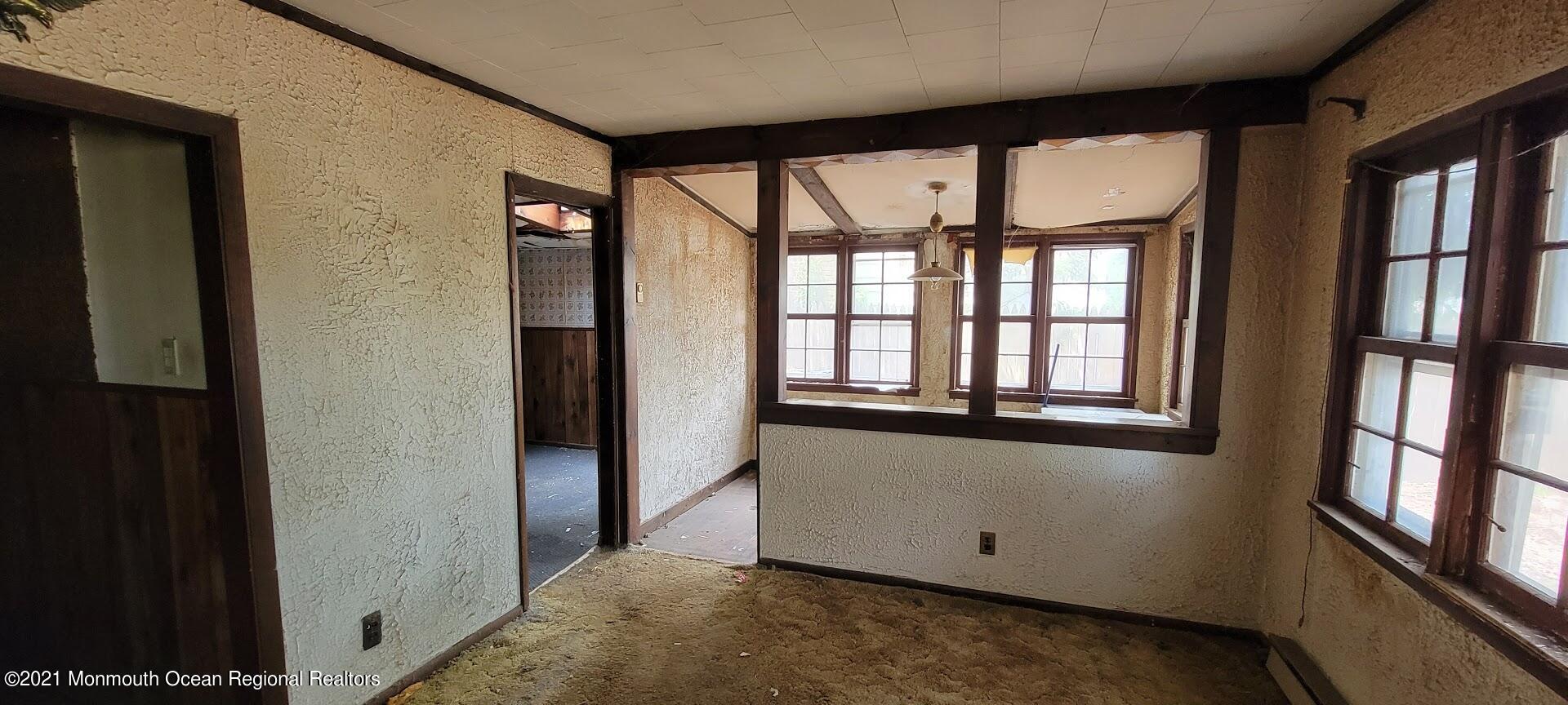 116 Pinehurst Road Brick, NJ 08723 - Photo 2 of 8 20210601_131352