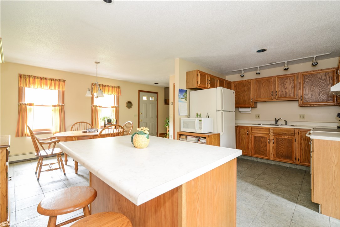 100 K G Ranch Road Richmond, RI 02832 - Photo 3 of 15