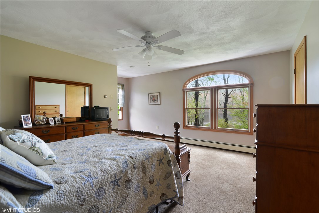 100 K G Ranch Road Richmond, RI 02832 - Photo 7 of 15