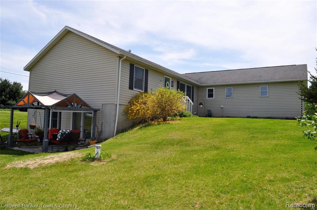 7853 Munsell Road Howell, MI 48843 - Photo 36 of 43